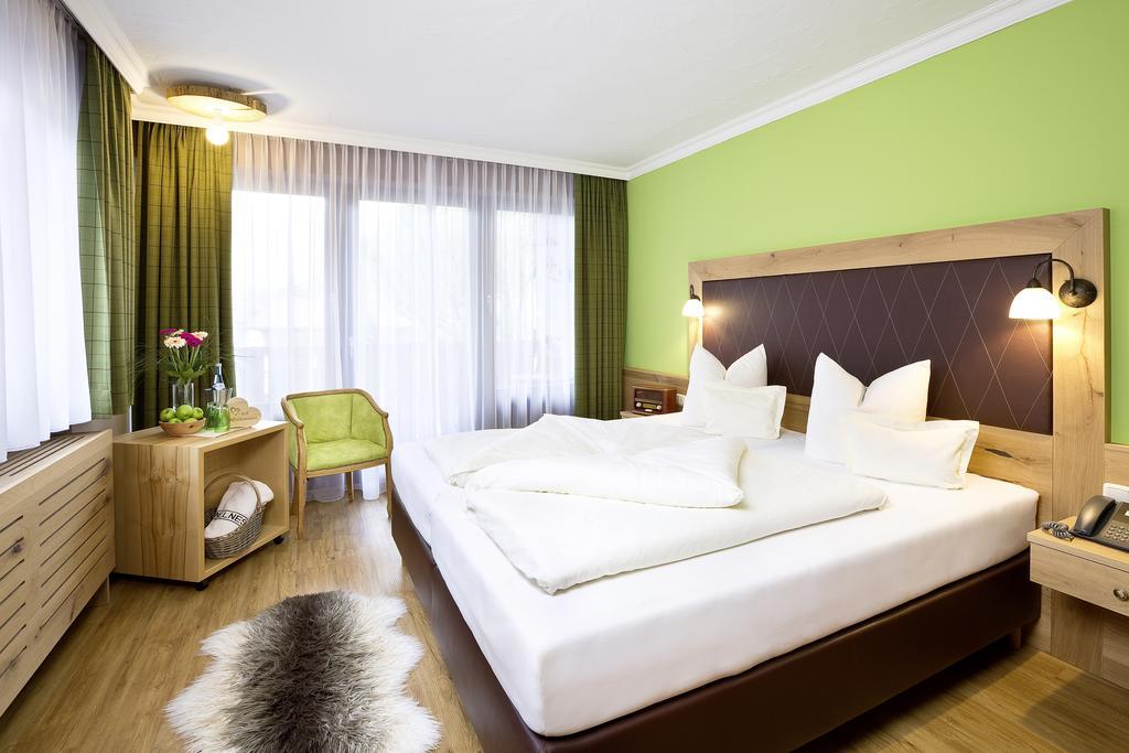 Hotel "Zum Ritter" Tannheim Εξωτερικό φωτογραφία